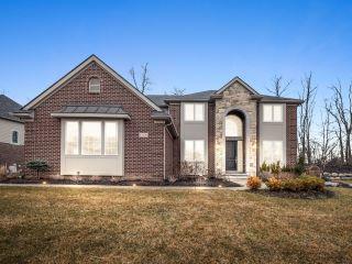 Property in Novi, MI thumbnail 3