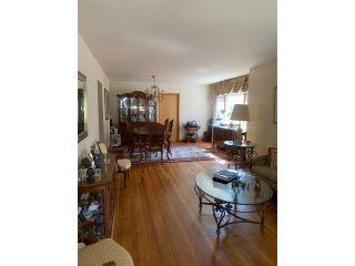 Property in Chicago, IL 60617 thumbnail 1
