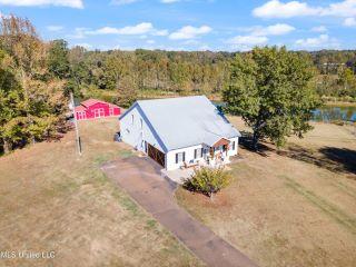 Property in Senatobia, MS thumbnail 6