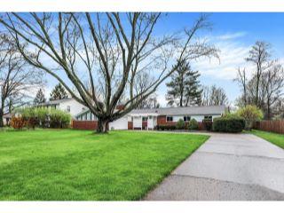 Property in Indianapolis, IN 46220 thumbnail 1