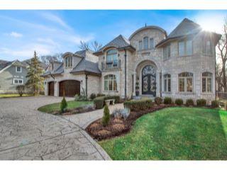 Property in Glenview, IL thumbnail 1