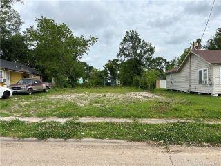 Property in Lake Charles, LA thumbnail 5