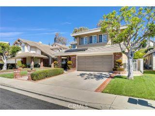 Property in Fullerton, CA thumbnail 4