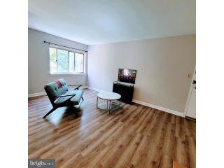 Property in Rockville, MD 20852 thumbnail 2