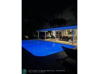 Property in Pompano Beach, FL 33060 thumbnail 1