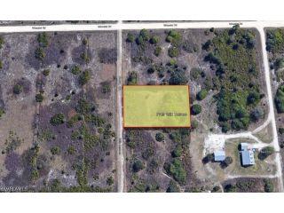 Property in Labelle, FL 33935 thumbnail 2