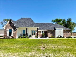 Property in Lake Charles, LA thumbnail 3