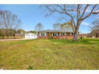 Property in Starr, SC thumbnail 2