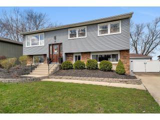 Property in Tinley Park, IL 60477 thumbnail 0