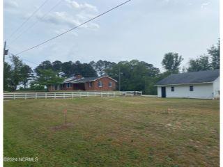Property in Greenville, NC 27834 thumbnail 2