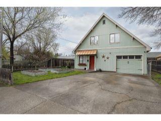 Property in Medford, OR thumbnail 4