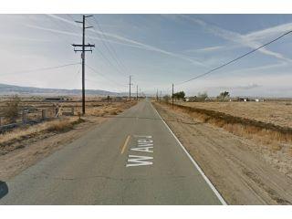 Property in Lancaster, CA thumbnail 3