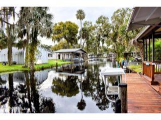 Property in Georgetown, FL thumbnail 3