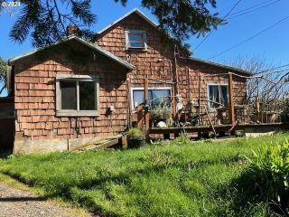 Property in North Bend, OR thumbnail 2