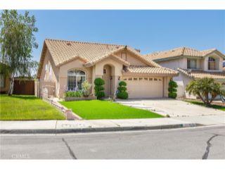 Property in Yucaipa, CA thumbnail 4