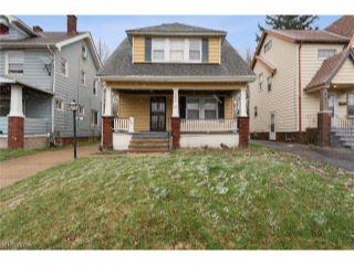 Property in Cleveland Heights, OH thumbnail 2