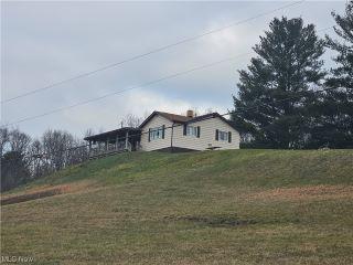Property in Warsaw, OH thumbnail 4