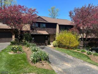 Property in Parsippany-Troy Hills Twp., NJ thumbnail 2