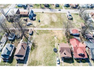 Property in Madison, IL thumbnail 3