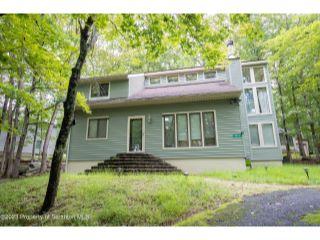 Property in East Stroudsburg, PA 18301 thumbnail 0