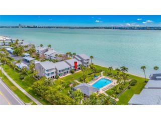 Property in Clearwater, FL thumbnail 6
