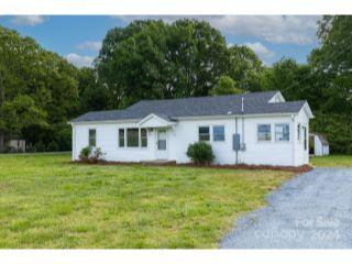 Property in Albemarle, NC thumbnail 4