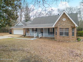 Property in Wiggins, MS thumbnail 1