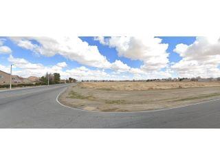 Property in Lancaster, CA 93535 thumbnail 2