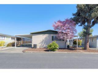 Property in Grants Pass, OR thumbnail 2