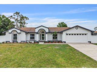 Property in Kissimmee, FL thumbnail 3