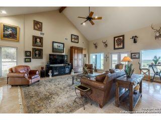 Property in Ingram, TX 78025 thumbnail 1