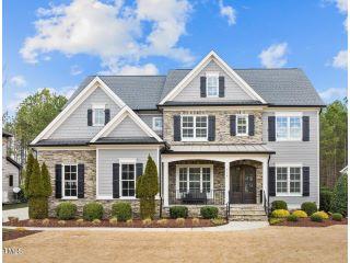 Property in Cary, NC thumbnail 2