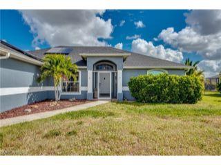 Property in Cape Coral, FL 33993 thumbnail 2