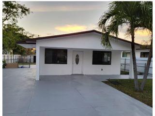 Property in Miami, FL thumbnail 4