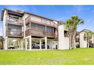Property in Gulf Shores, AL thumbnail 5