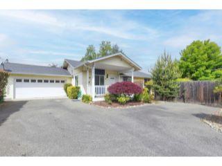 Property in Grants Pass, OR thumbnail 2