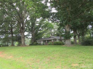 Property in New London, NC thumbnail 1