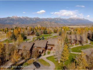Property in Jackson, WY thumbnail 3