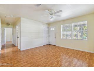 Property in Gulfport, MS 39507 thumbnail 2