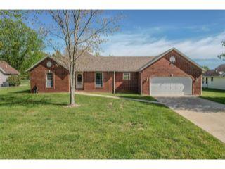 Property in Lebanon, MO thumbnail 1