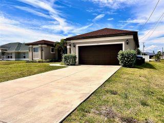 Property in Cape Coral, FL thumbnail 5