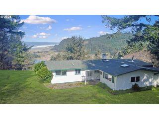 Property in Gold Beach, OR thumbnail 6
