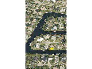 Property in Fort Myers, FL thumbnail 1