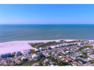 Property in Fort Myers Beach, FL 33931 thumbnail 2