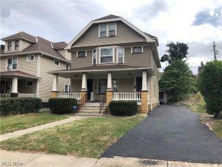 Property in Cleveland Heights, OH thumbnail 4
