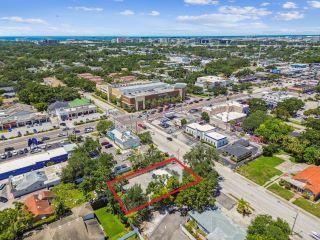Property in Tampa, FL thumbnail 3