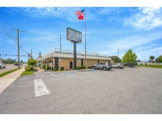 Property in Ruskin, FL thumbnail 1