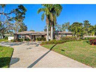 Property in St Petersburg, FL 33712 thumbnail 0