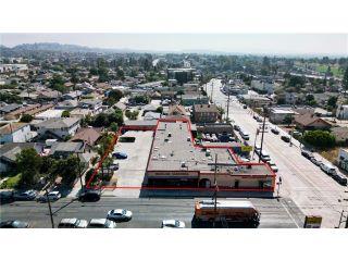 Property in Los Angeles, CA thumbnail 2