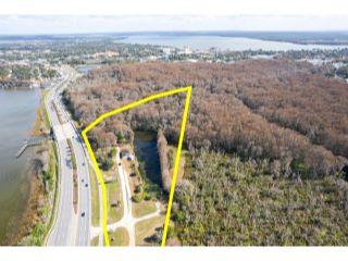 Property in Tavares, FL 32778 thumbnail 1